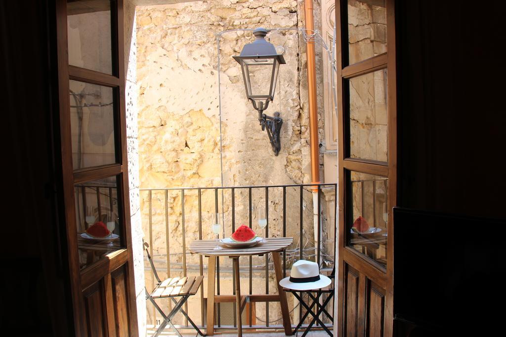 Appartement Dimora Apollo à Syracuse Extérieur photo